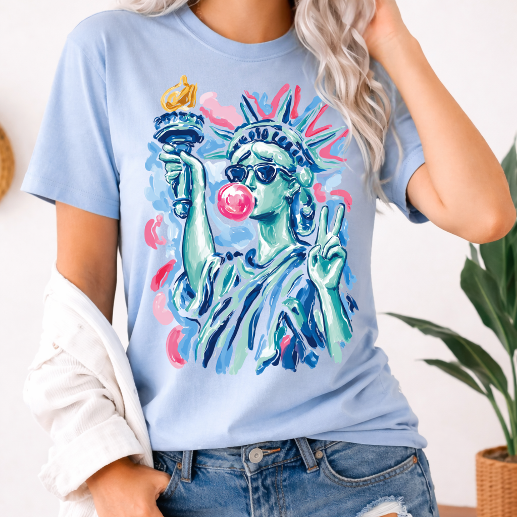 Statue of Liberty Blowing Bubble Tee
