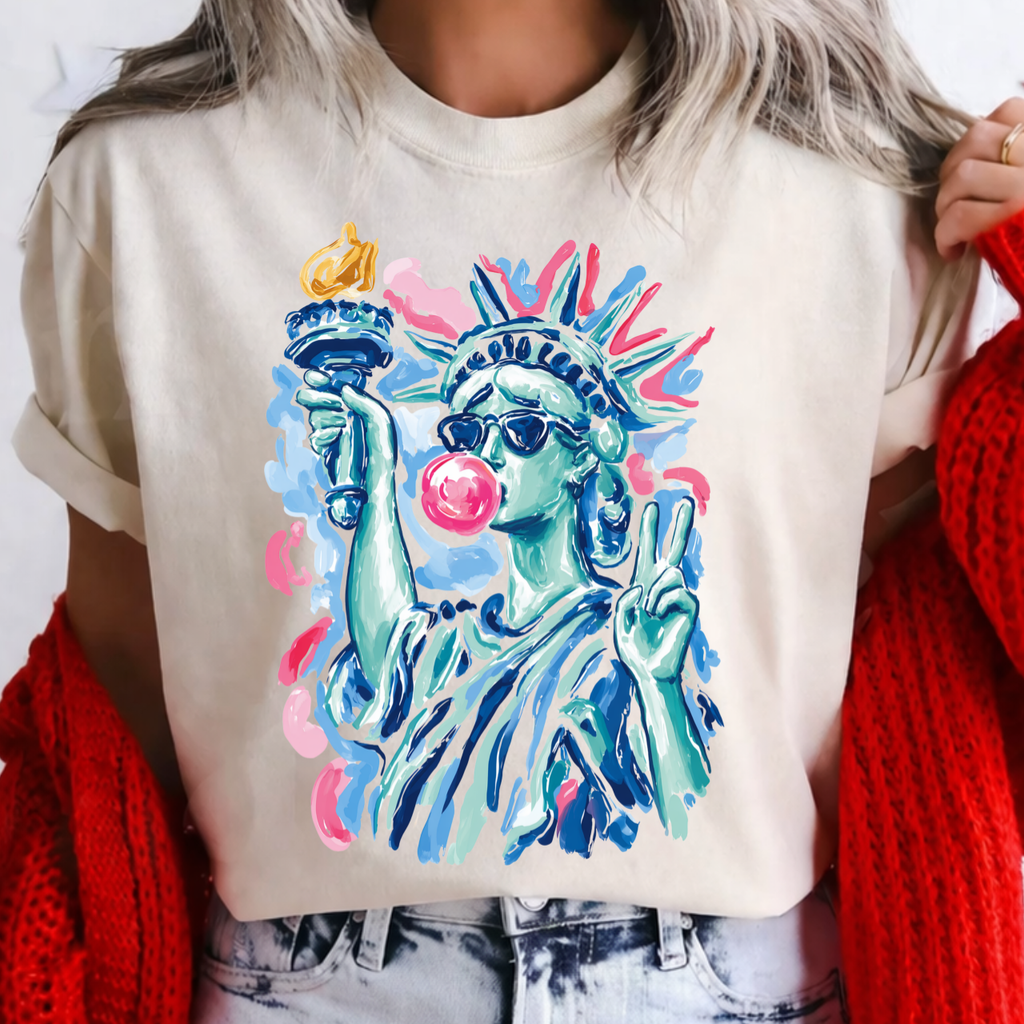 Statue of Liberty Blowing Bubble Tee